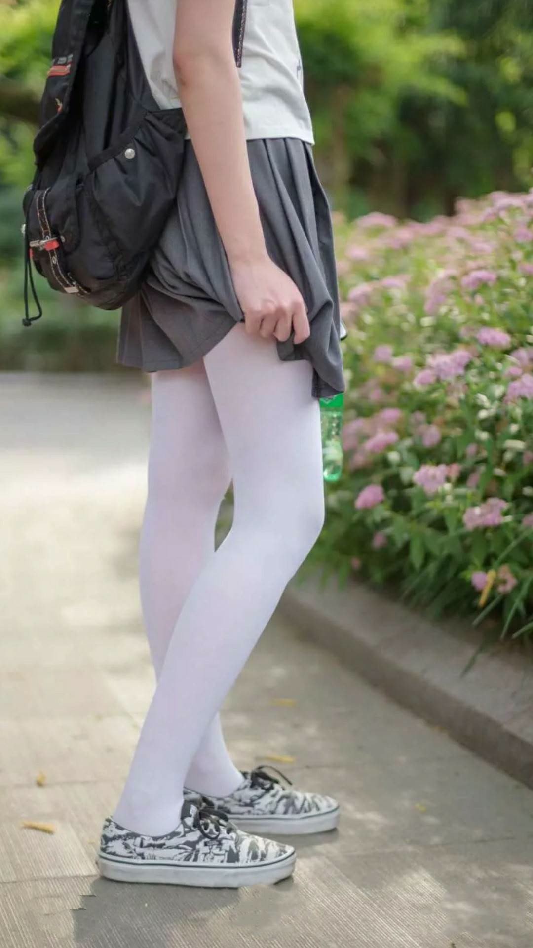 前场围抢成功助力闪电破门,前场围抢成功助力闪电破门的是谁